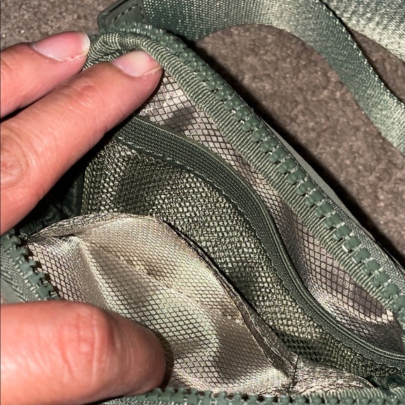 Green Wristlet Wallet Pouch - Picture 5 of 6